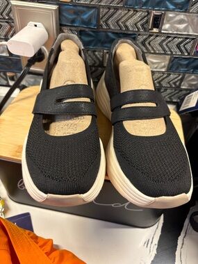LifeStride Black Knit Mary Jane Slip-On Sneakers with Cream Sole
